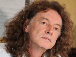 18 juillet 2008; Quebec , QC, Canada. Conference de presse de M. Luc Archambault pour faire le point sur les recents articles parus a son sujet. Photo: M. Luc Archambault et M. Antoine Dube. Mandatory Credit: Photo by Marc Bizouard/KEYSTONE Press. © Copyright 2008 by Marc Bizouard.